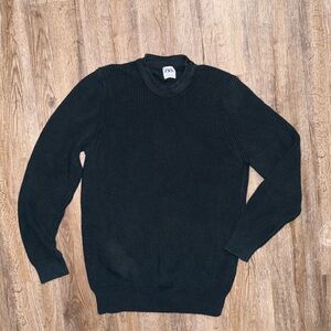 Zara • Men’s Textured Ribbed Knit Sweater